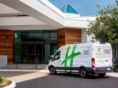Holiday Inn Newport News - Hampton By Ihg Hotel