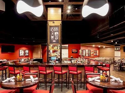 Hotel Holiday Inn Newport News - Hampton By Ihg