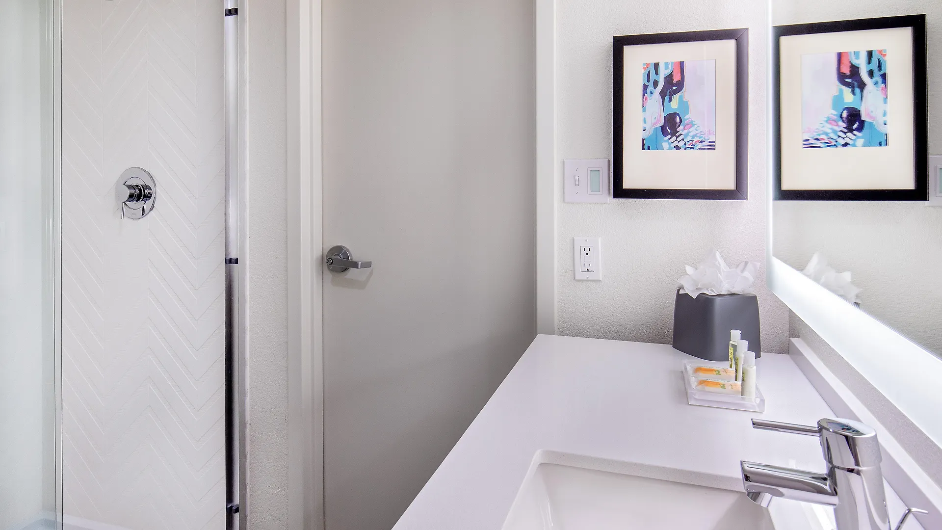 Hotel Holiday Inn Newport News - Hampton By Ihg