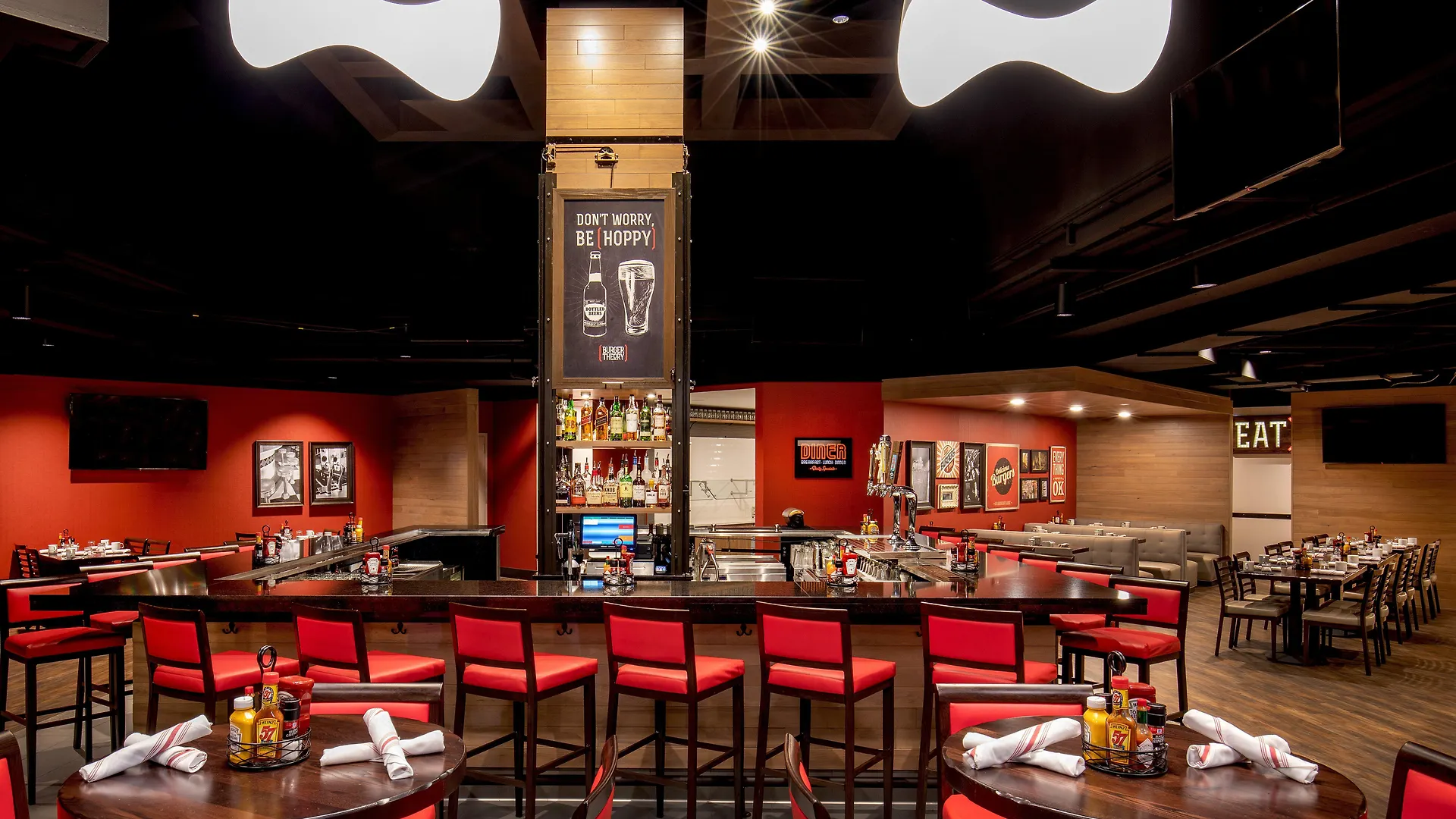 Holiday Inn Newport News - Hampton By Ihg Hotel
