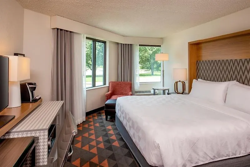 Holiday Inn Newport News - Hampton By Ihg Hotel